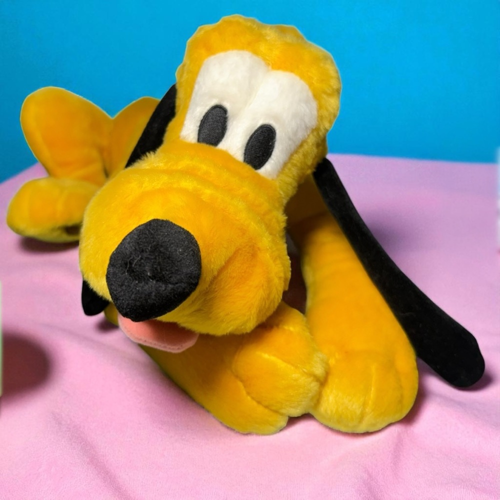 Disney Store Genuine PLUTO Plush Stuffed Animal Laying 16" Authentic Original